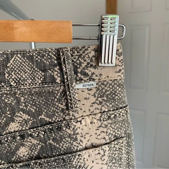 MOTHER The Hustler Flood High Rise Jeans Snake Print Size 27 - Picture 6 of 10